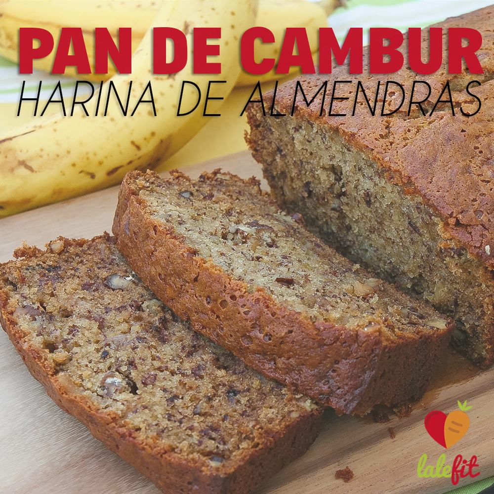 Pan de cambur con harina de almendras, arándanos y pasitas
