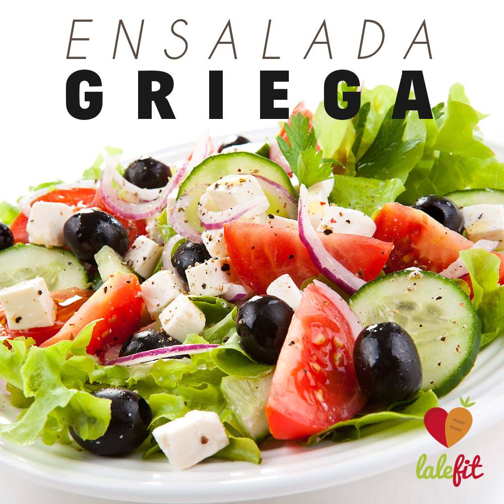 Ensalada griega, rico para cenar  